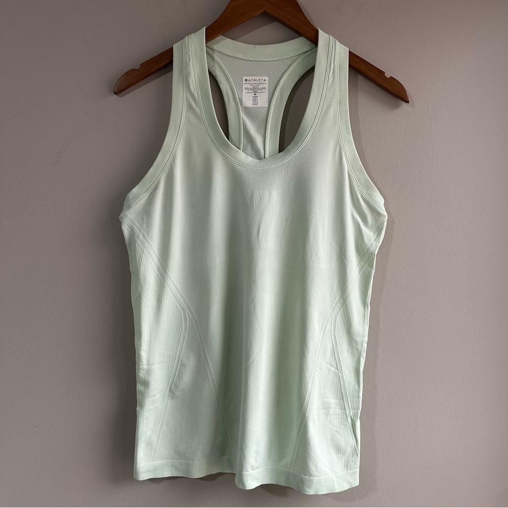 Athleta Momentum Seamless Tank in Glacier